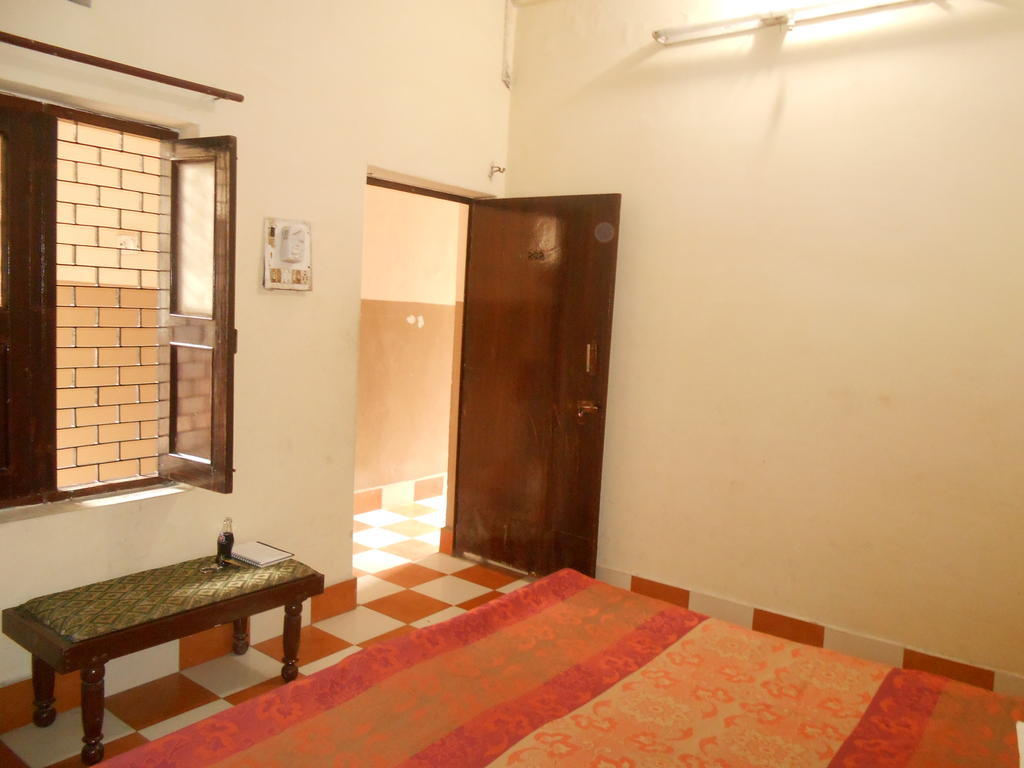 Gaurav Guest House Mathura Zimmer foto